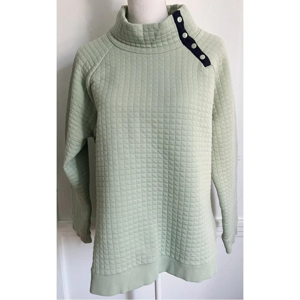 Talbots • Mint Green Quilted Asymmetrical Snap Pullover